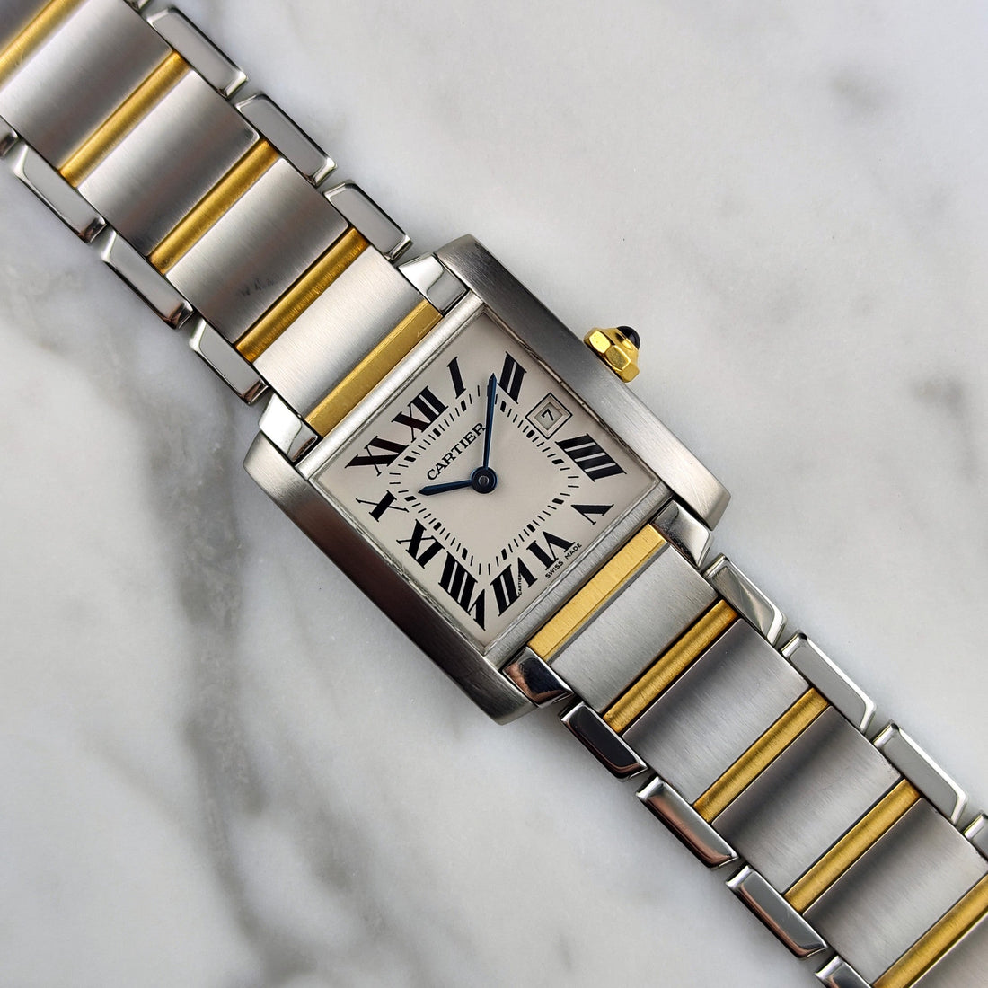 Cartier Tank Française Two-Tone White Dial (ca. 2010, Ref. 2465) – originales Glas