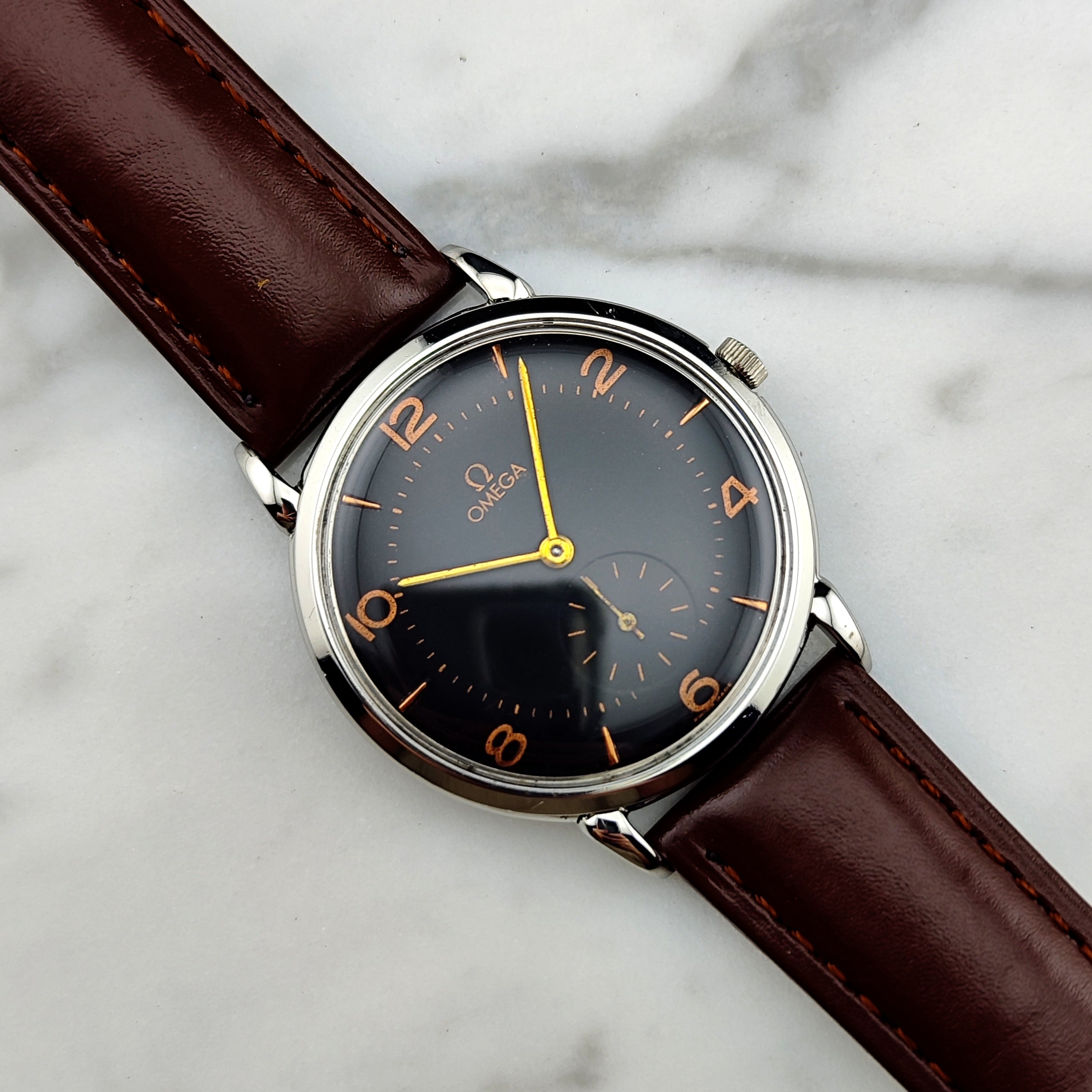 Omega Classic Automatic Black Dial 1947 Ref. 2398 Vintage – Aigner & Fuchs
