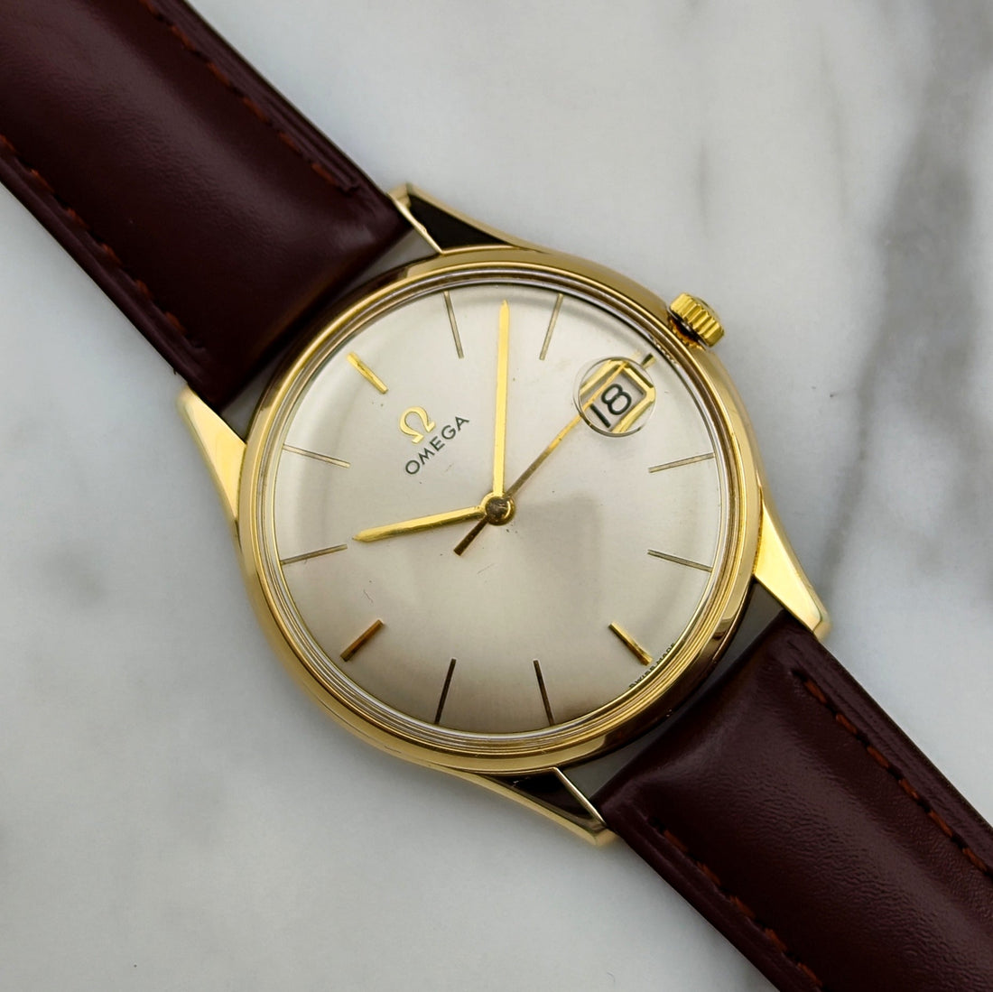 Omega Classic Date Gold Ref. 14794 – Weißes Zifferblatt, 1962