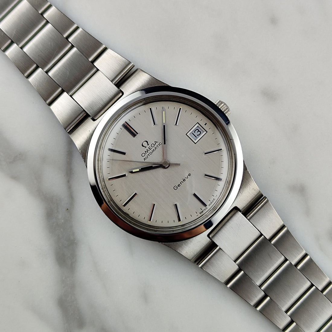 Omega Genève Automatic Silver Linen Dial Steel Bracelet 1972 – Ref. 166.0173