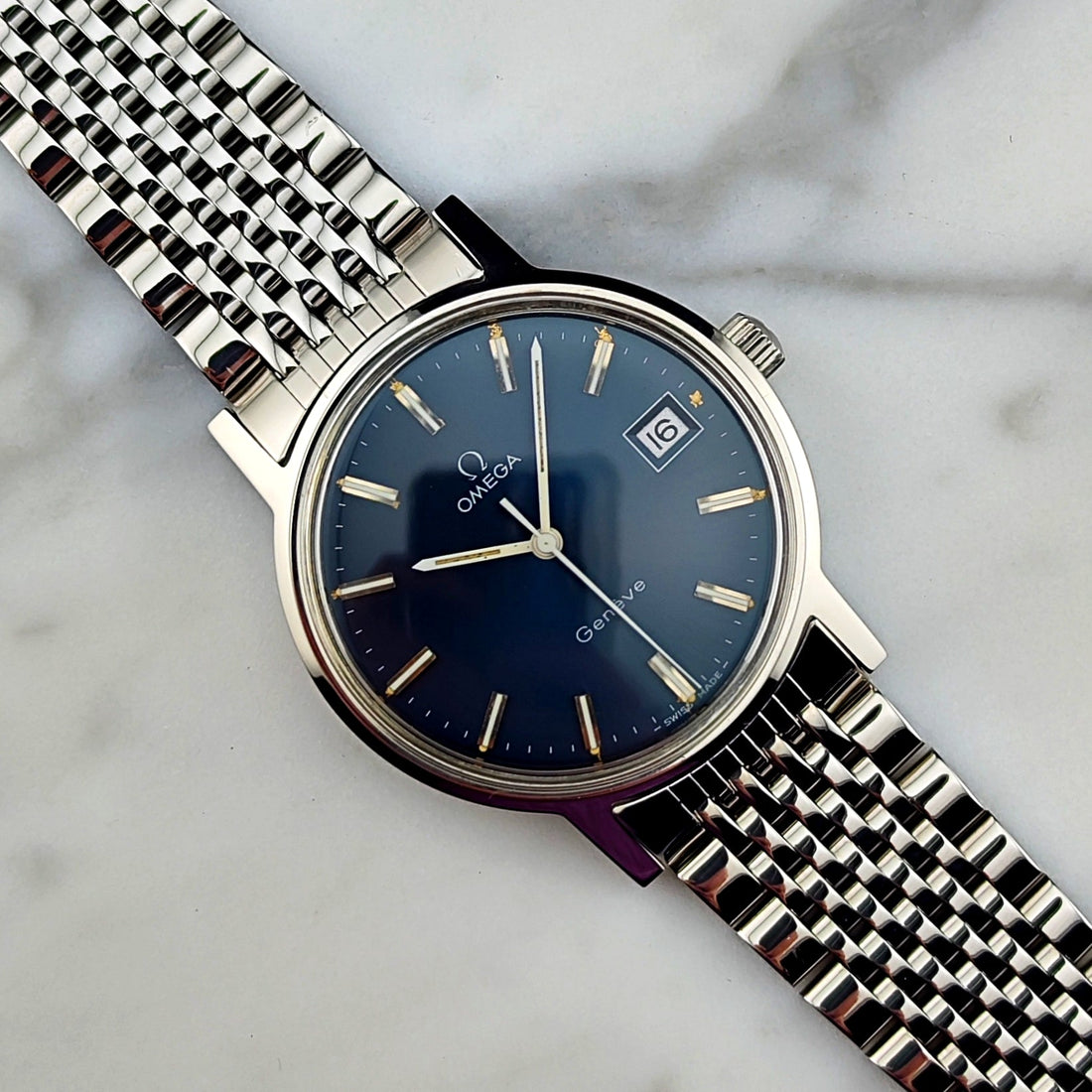 Omega Genève Blaues Zifferblatt mit Box Ref. 136.0099 Vintage