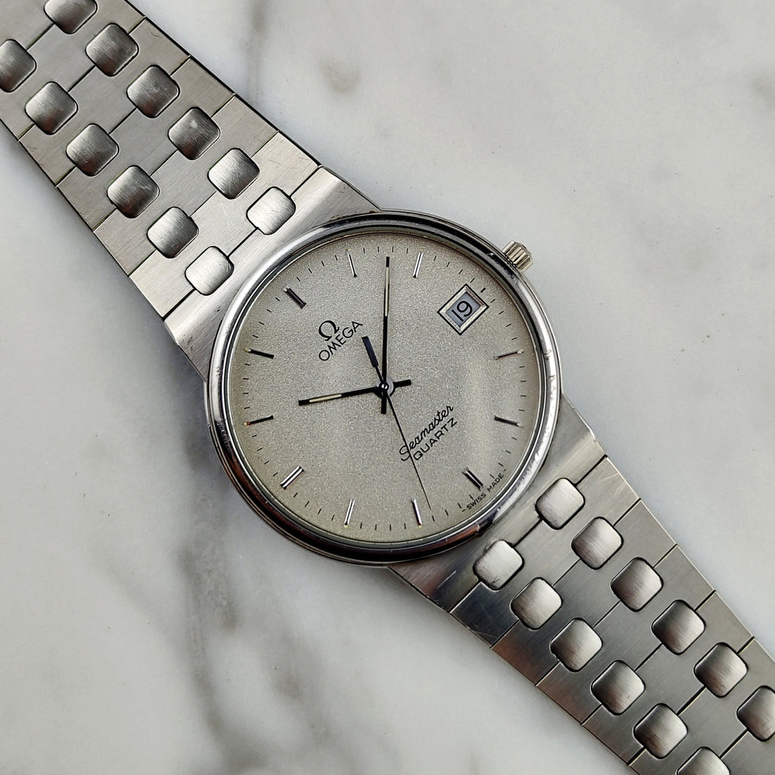 Omega Seamaster Quartz Silver Frosted Dial 1984 – Ref. 196.0277