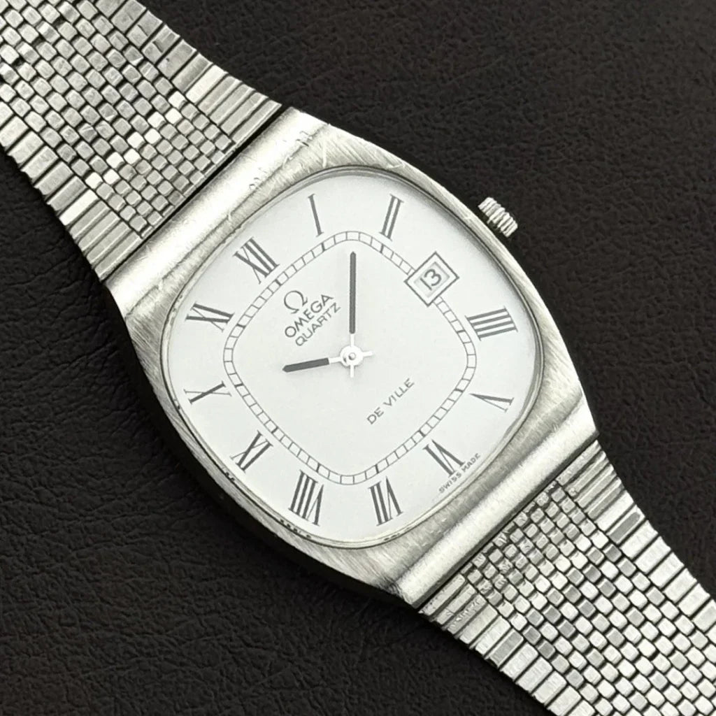 Vintage OMEGA De Ville Quartz Date Original Milanese Band [192.0029]
