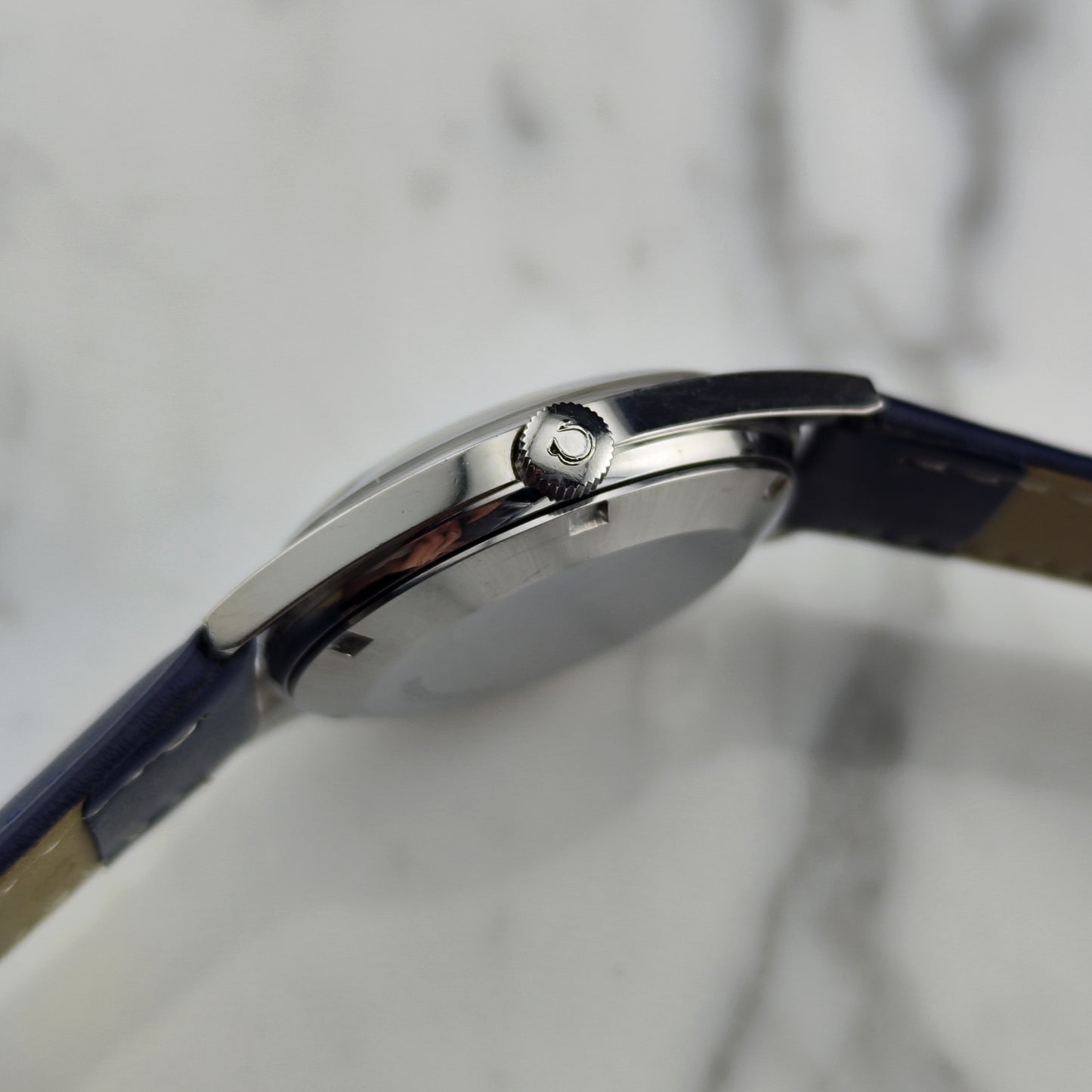 OMEGA Genève Automatic Steel Blue Strap Near Mint [REF. 166.041]