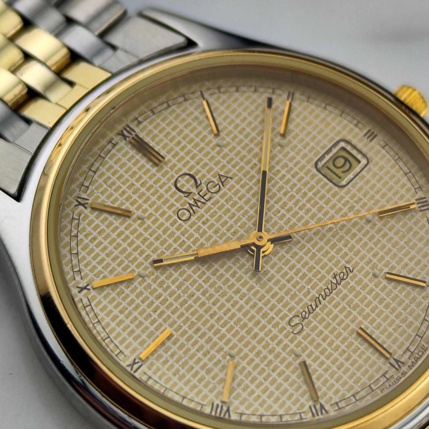 OMEGA Seamaster Quartz Special Comb Dial Two-Tone [REF. 196.0251]