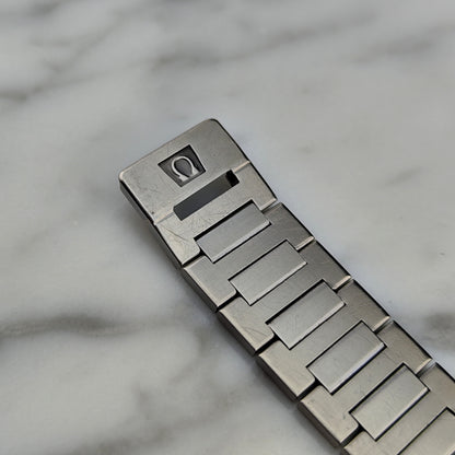 OMEGA Constellation Chronometer Quartz Black Dial Rare 1978 [REF. 198.0123]