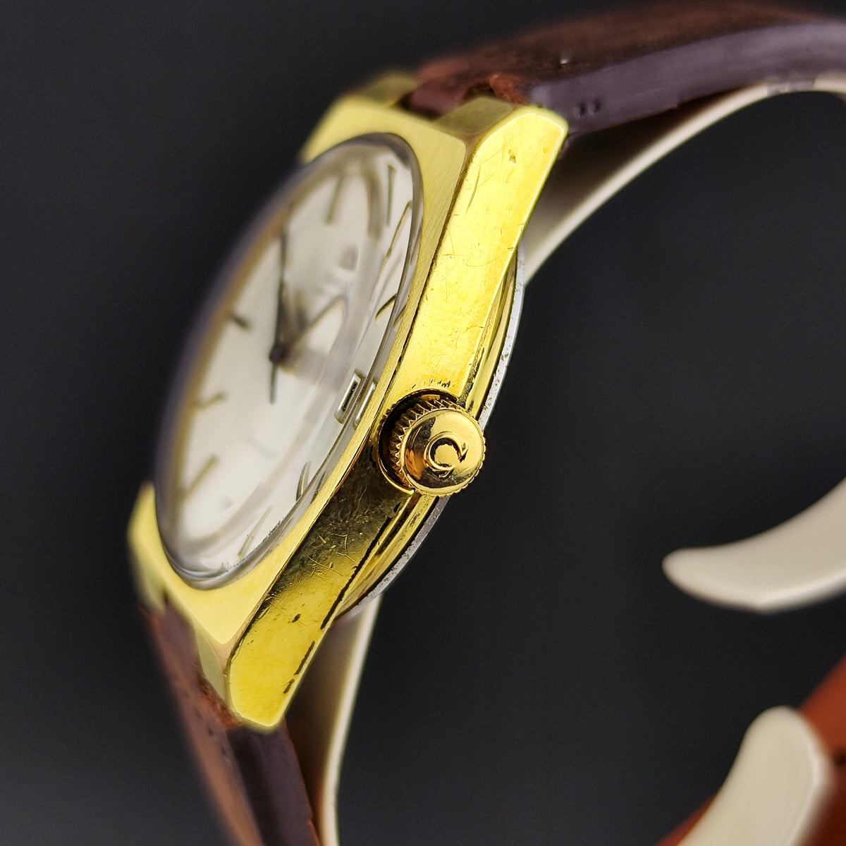 OMEGA Genéve Gold White Dial 1971 [REF. 166.099]