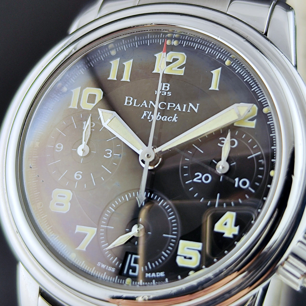 BlancPain Leman Flyback Chronograph Automatic Black Dial – Zifferblatt in Nahaufnahme