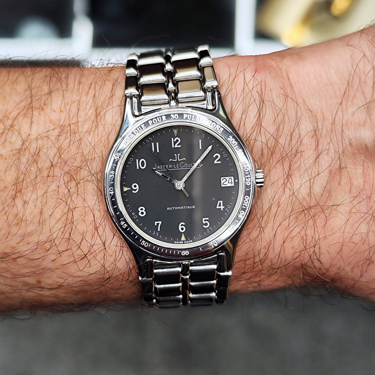 Jaeger LeCoultre Heraion Automatic Grey Dial – Am Handgelenk getragen