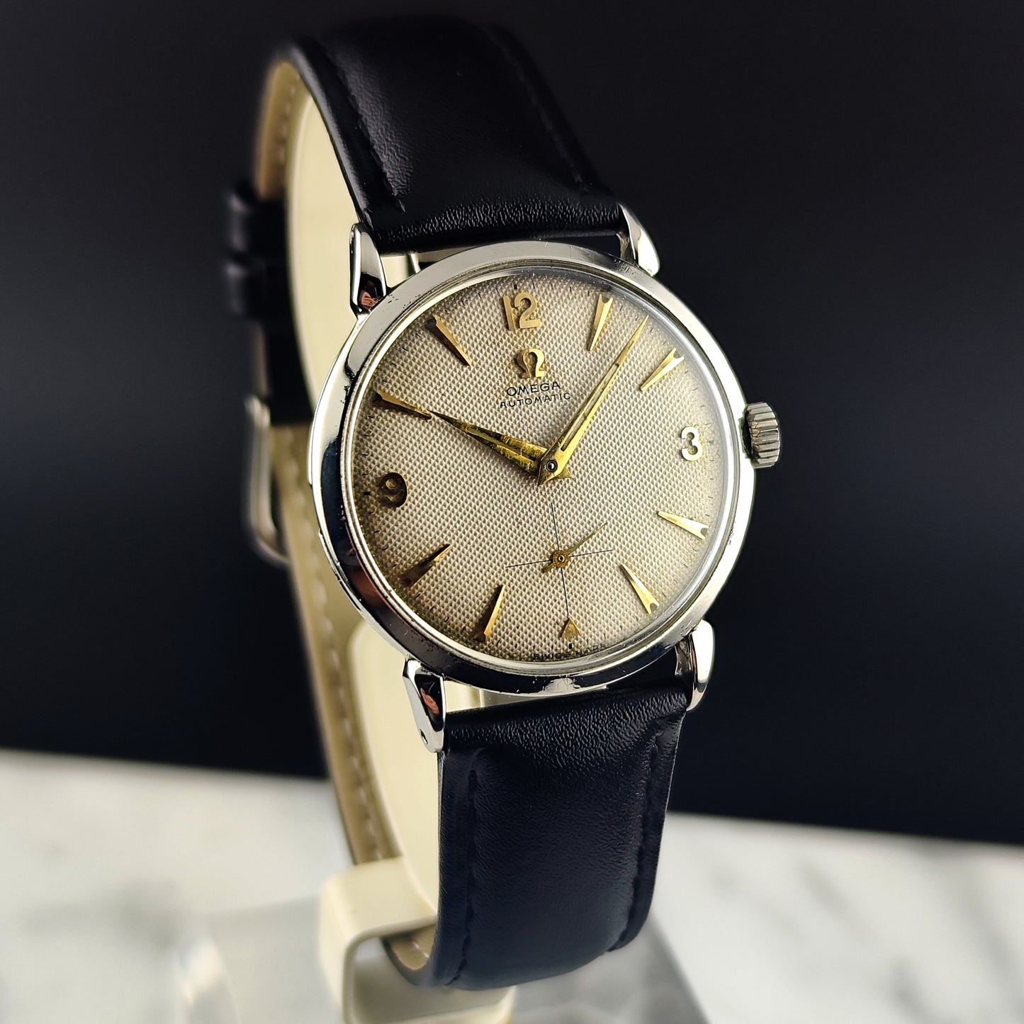 OMEGA Automatic Bumper White Dial 1952 [REF. 2402]