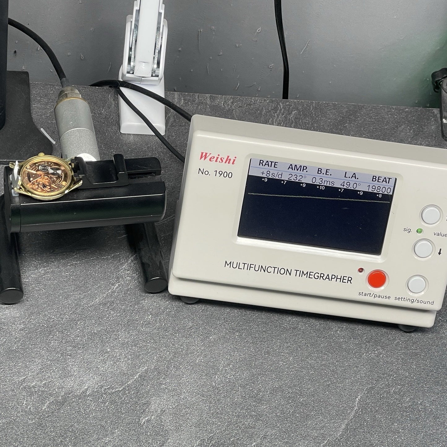 OMEGA Classic Date Gold White Dial [REF. 14794]