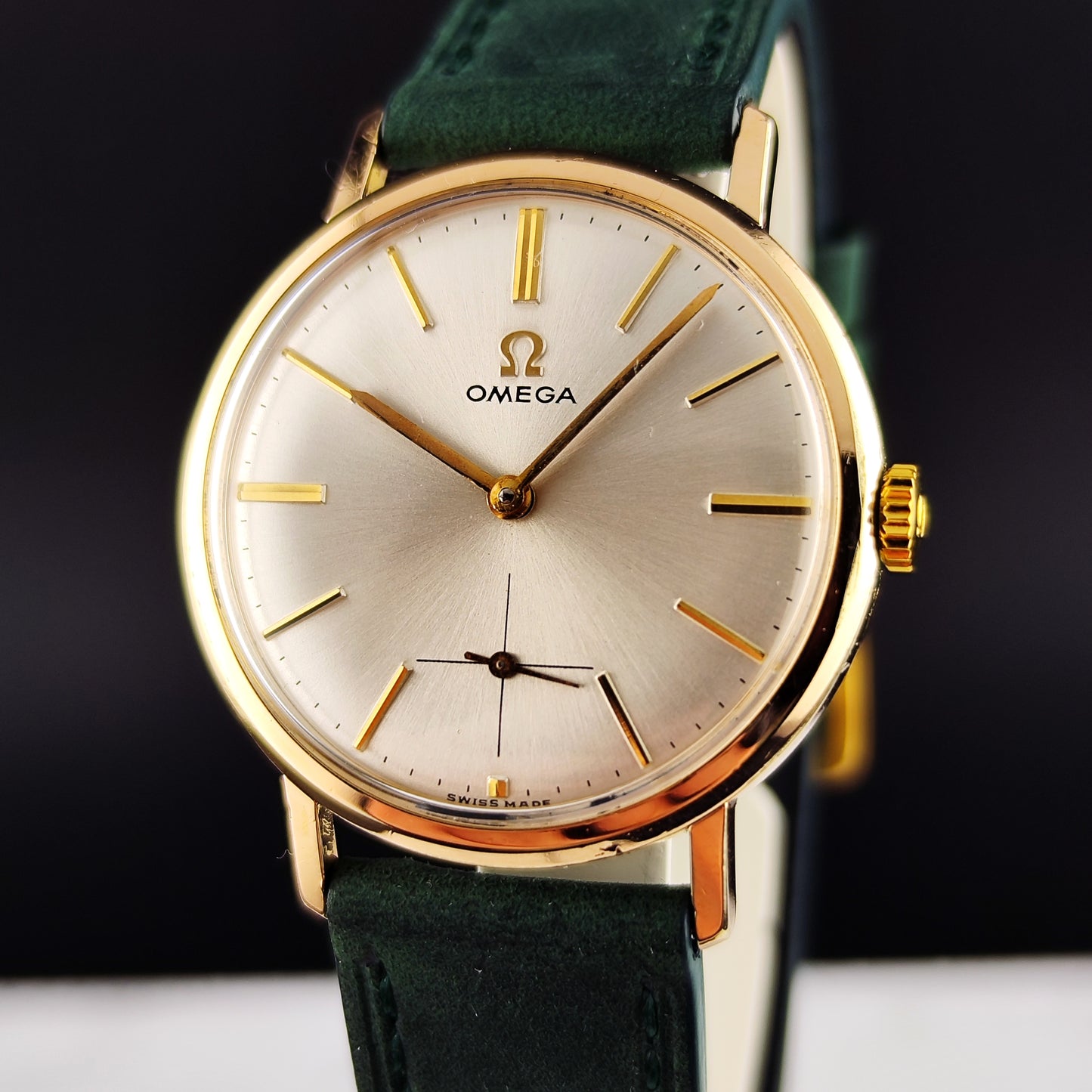 OMEGA Classic Gold White Dial 1962 Mint [REF. 121.002]