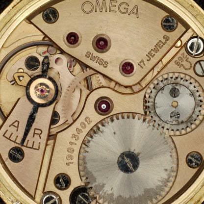 OMEGA Classic Gold White Dial 1962 Mint [REF. 121.002]
