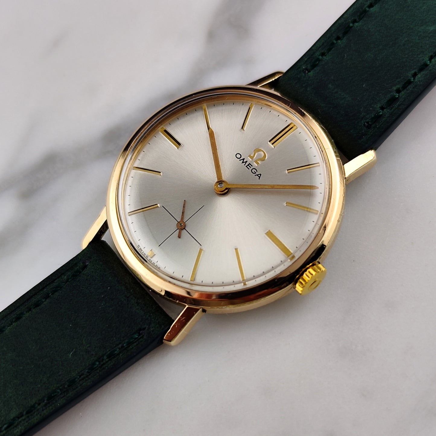 OMEGA Classic Gold White Dial 1962 Mint [REF. 121.002]