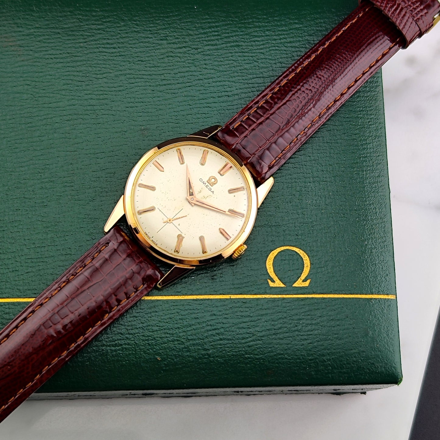 OMEGA Classic Gold White Dial with Box [REF. 14391-4]