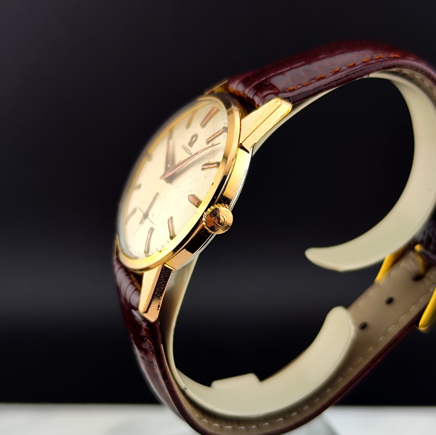 OMEGA Classic Gold White Dial with Box [REF. 14391-4]