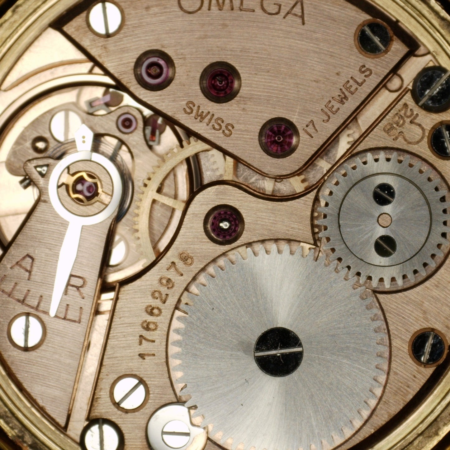 OMEGA Classic Gold White Dial with Box [REF. 14391-4]