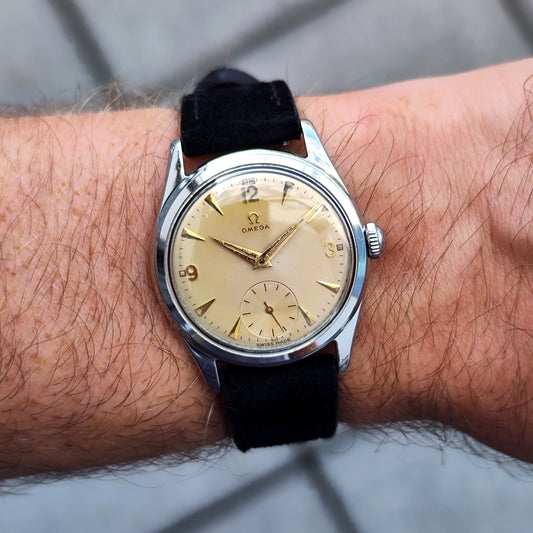 Omega Classic Steel Gold Dial 50s 1952 [REF. 2691]