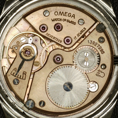 Omega Classic Steel Gold Dial 50s 1952 [REF. 2691]