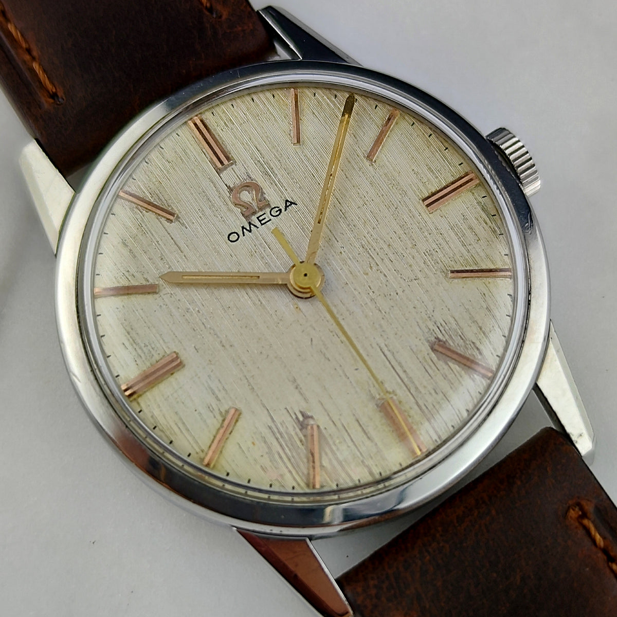 OMEGA Classic Vintage White/Champagner Gold Dial 1961 [REF. 14714]