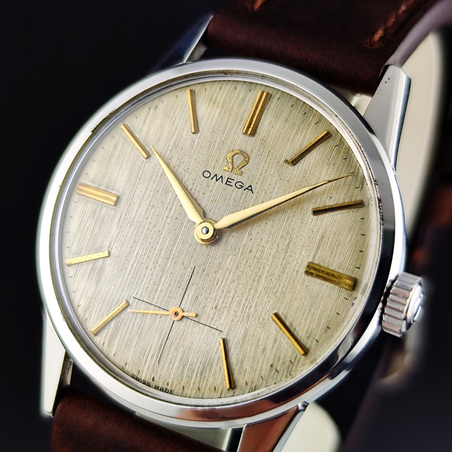OMEGA Classic White Dial Linen Dial 1960 [REF. 14391]