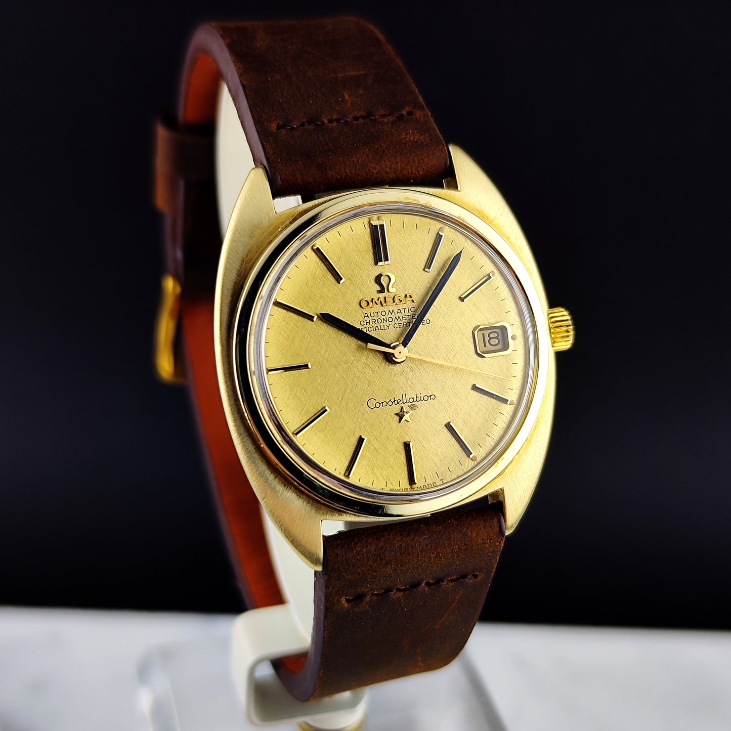 OMEGA Constellation C-Shape Gold Linen Dial 1970 [REF. 168.017]