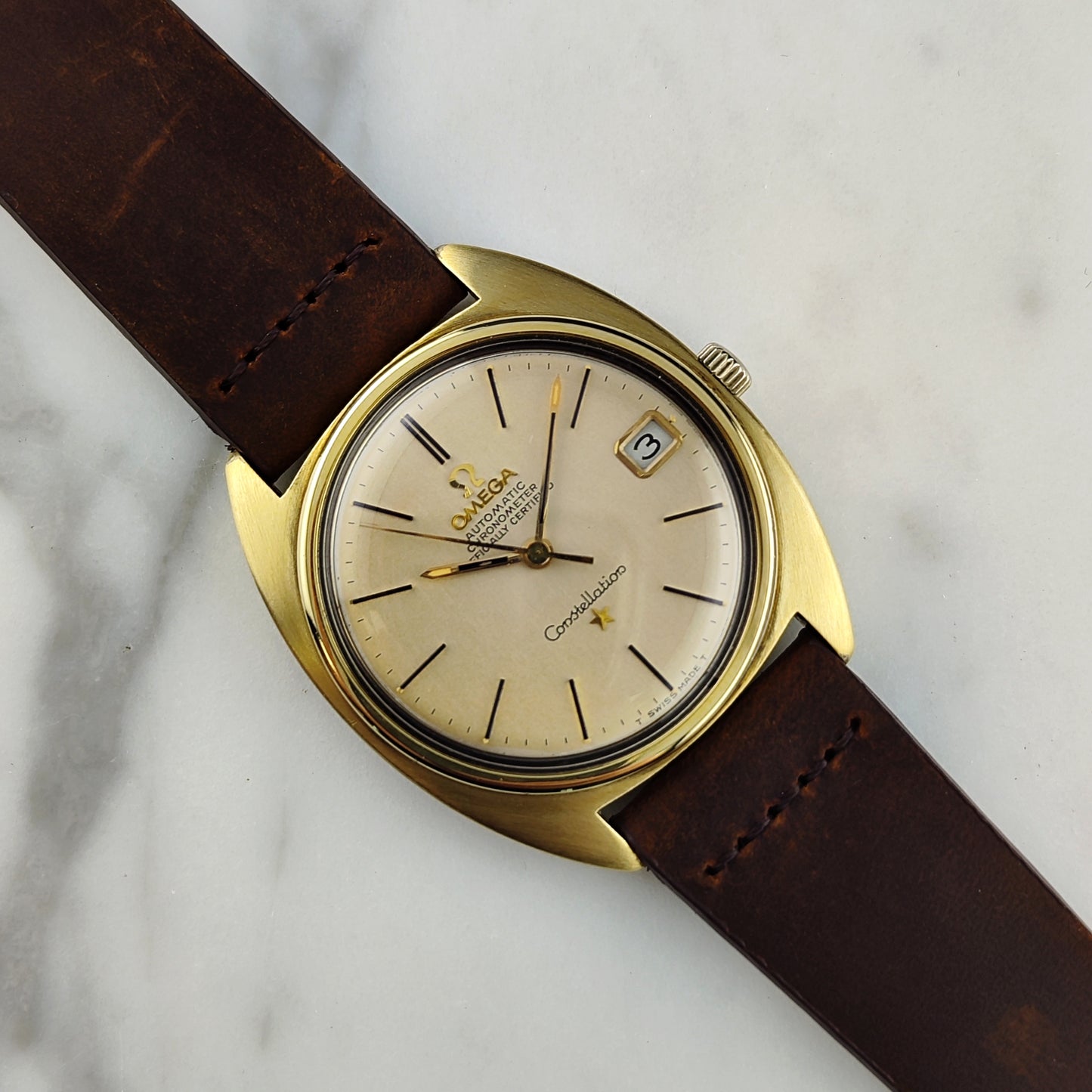 Omega Constellation C-Shape Gold White Dial 1966 [REF. 168.017]
