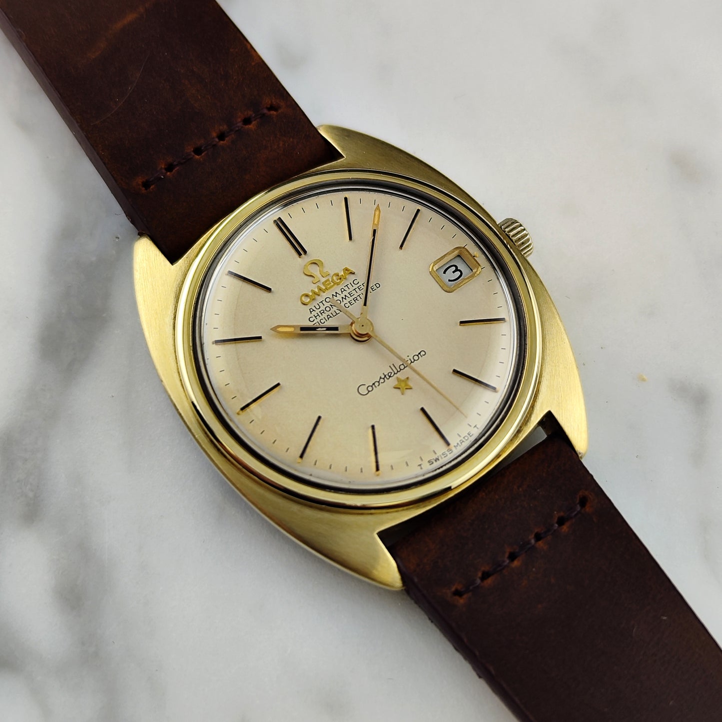 Omega Constellation C-Shape Gold White Dial 1966 [REF. 168.017]