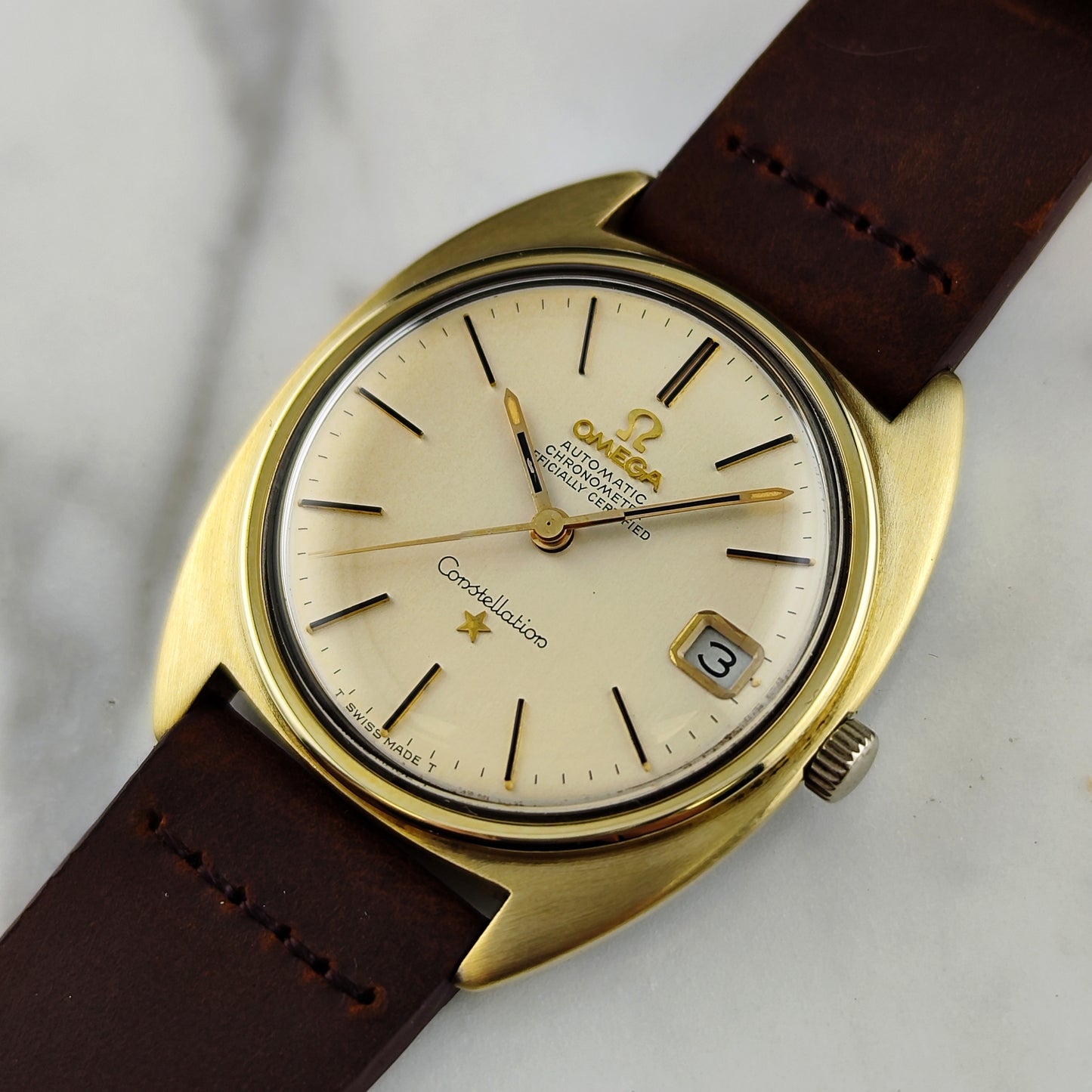 Omega Constellation C-Shape Gold White Dial 1966 [REF. 168.017]
