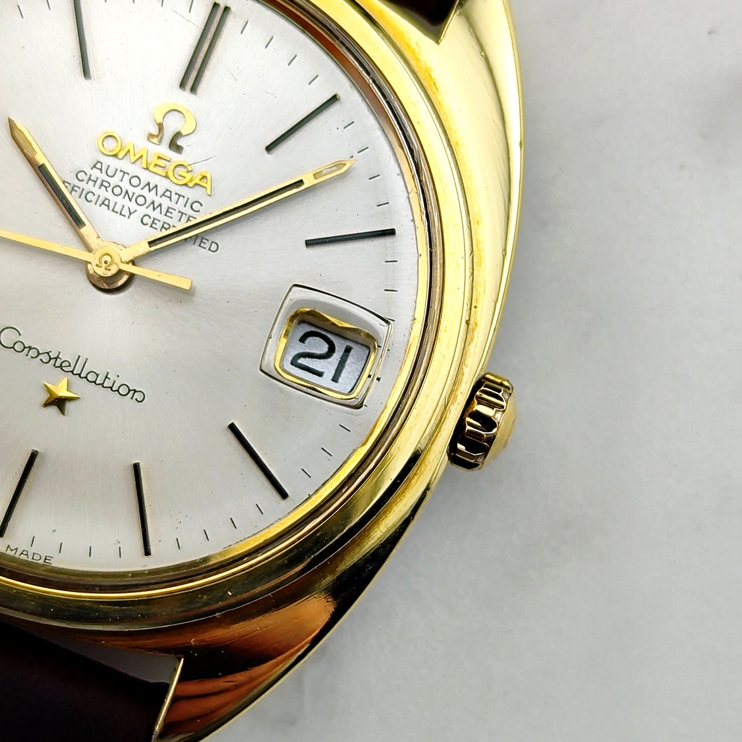 OMEGA Constellation C-Shape Gold White Dial 1968 Original Crystal [REF. 168.017]