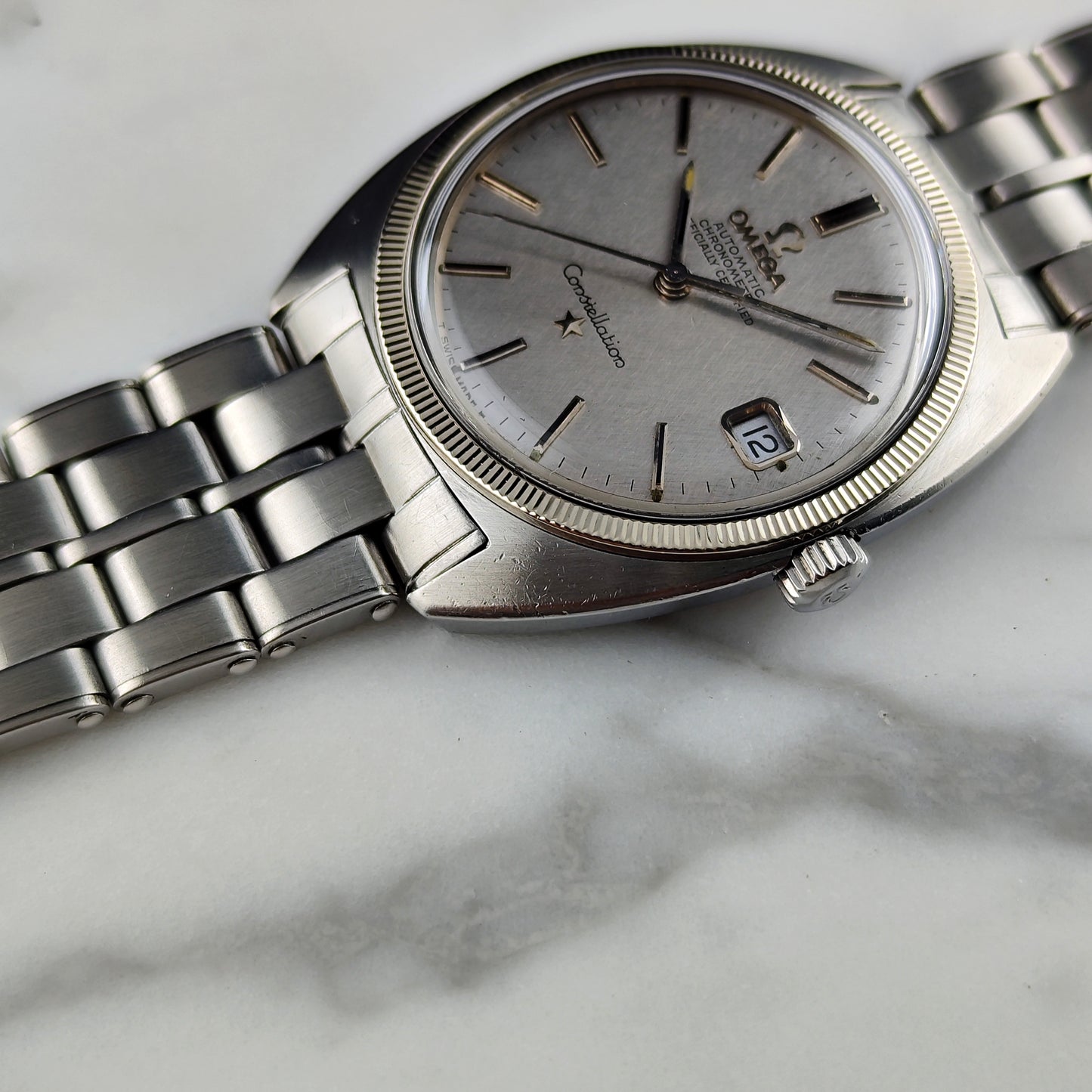 Omega Constellation C-Shape Linen Dial 18ct Bezel 1968 [REF. 168.027]