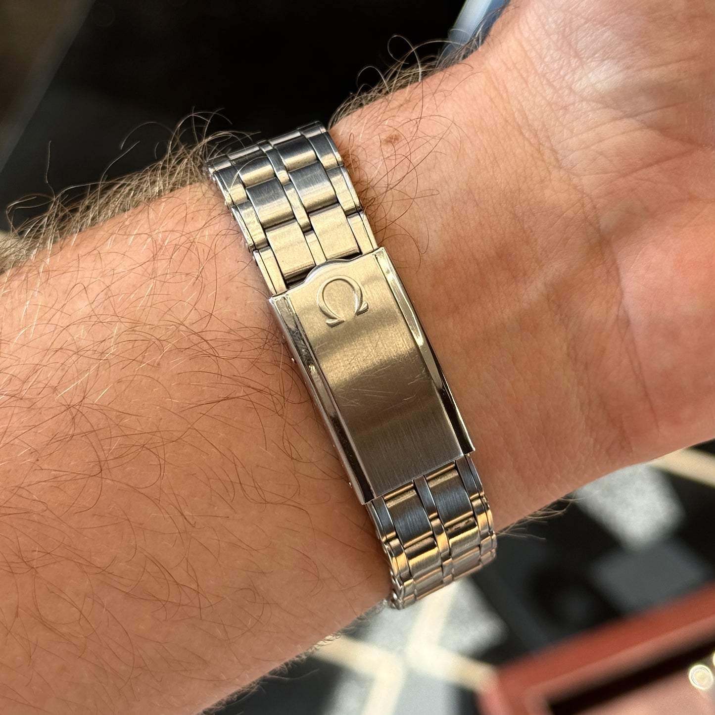 Omega Constellation C-Shape Linen Dial 18ct Bezel 1968 [REF. 168.027]