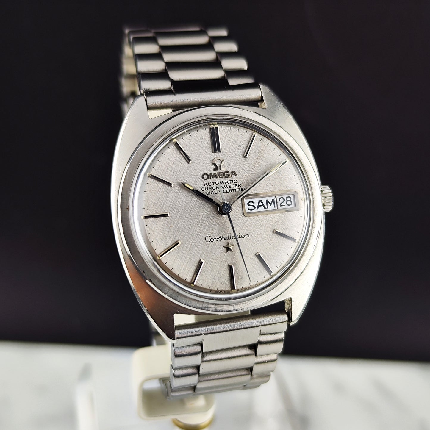 Omega Constellation C-Shape Linen Dial German Day-Date 1968 [REF. 168.019]