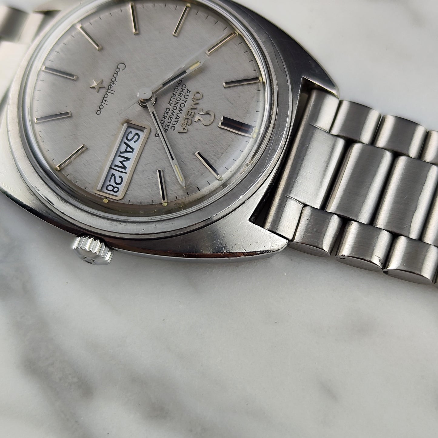 Omega Constellation C-Shape Linen Dial German Day-Date 1968 [REF. 168.019]