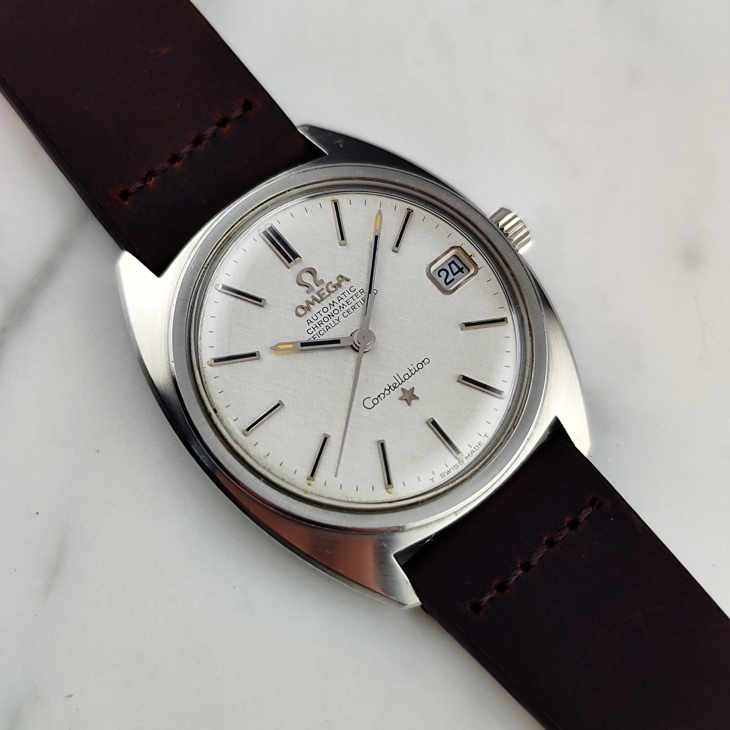 OMEGA Constellation C-Shape Linen Dial Silver 1968 [REF. 168.017]