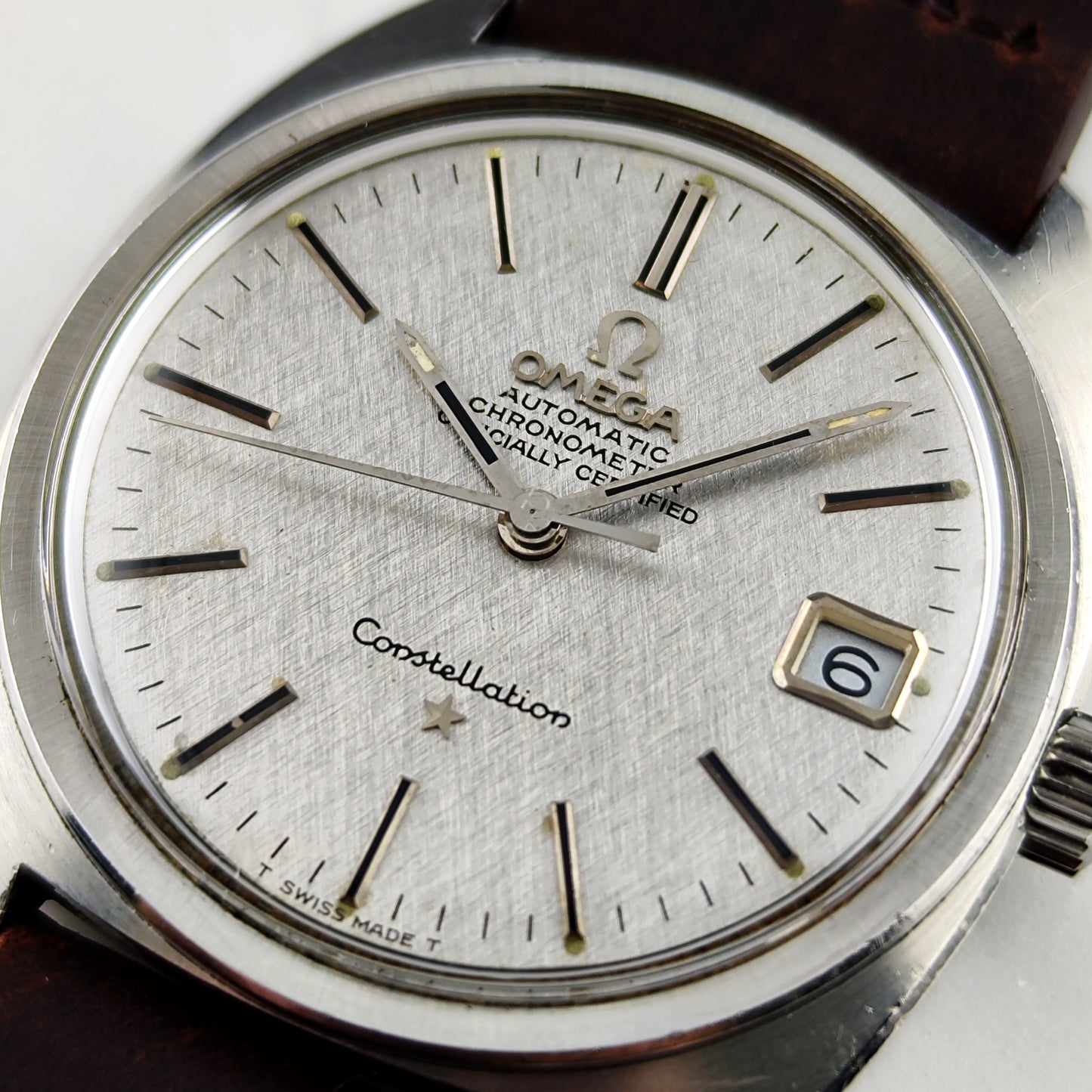 Omega Constellation C-Shape Silver Linen Dial 1968 [REF. 168.017]