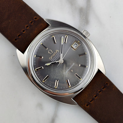 Omega Constellation Chronometer C-Shape Grey Dial 1969 – Vorderansicht mit Zifferblatt und Datum