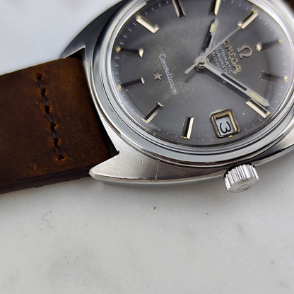 Omega Constellation Chronometer C-Shape Grey Dial 1969 – Seitenansicht mit Krone und Zifferblatt