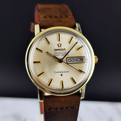 Omega Constellation Chronometer Gold Champagne Dial German Day-Date 1970 Serviced 10/2026 – Vorderansicht mit Zifferblatt und Datumsanzeige