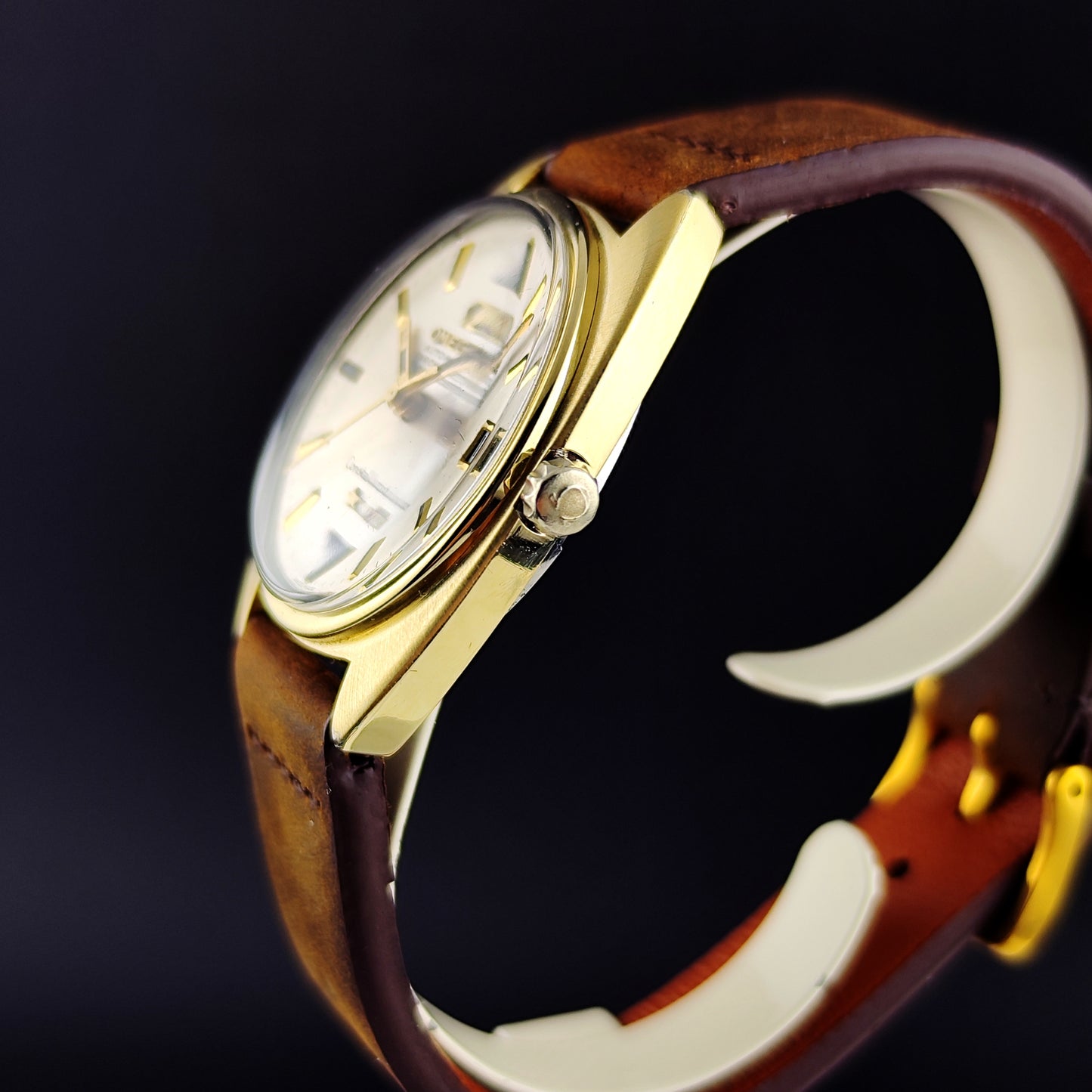 OMEGA Constellation Chronometer Gold White Dial 1969 [REF. 168.017]