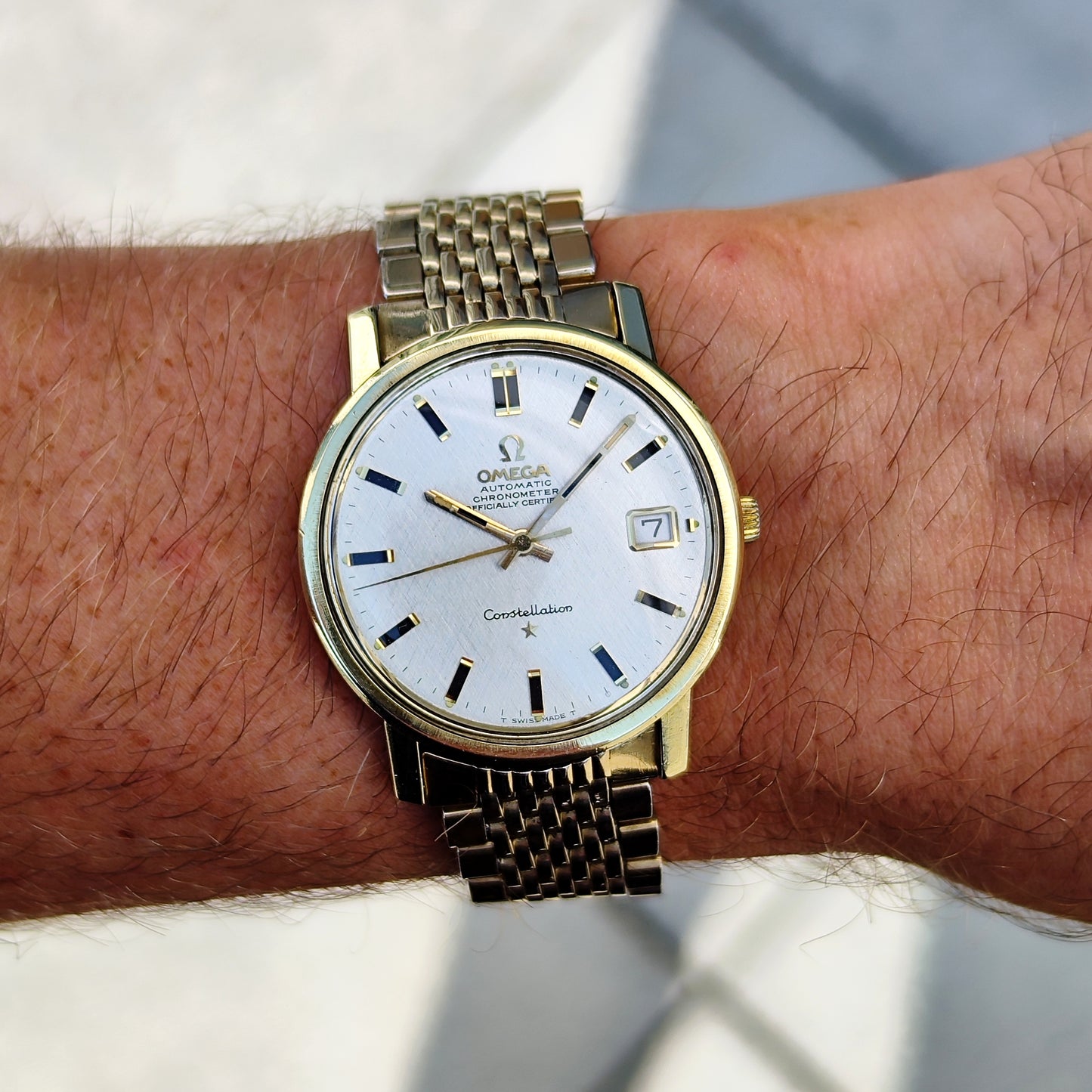 OMEGA Constellation Chronometer Gold White Linen Dial Date 1968 [REF. 168.018]