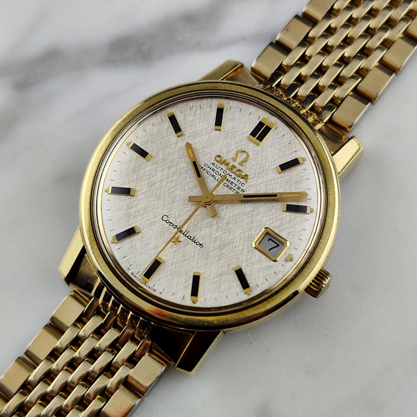 OMEGA Constellation Chronometer Gold White Linen Dial Date 1968 [REF. 168.018]