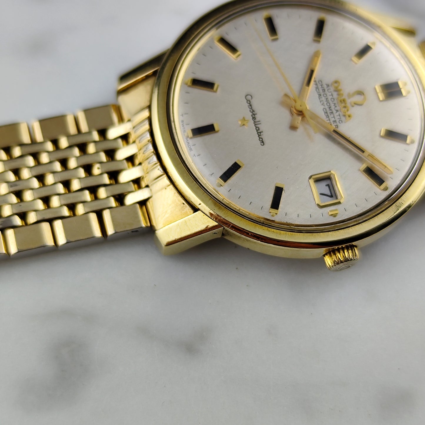 OMEGA Constellation Chronometer Gold White Linen Dial Date 1968 [REF. 168.018]
