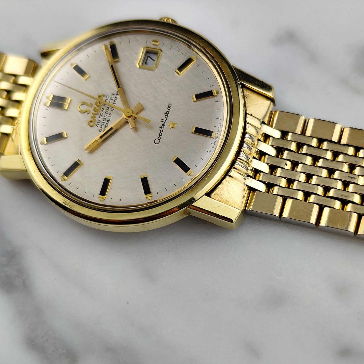 OMEGA Constellation Chronometer Gold White Linen Dial Date 1968 [REF. 168.018]