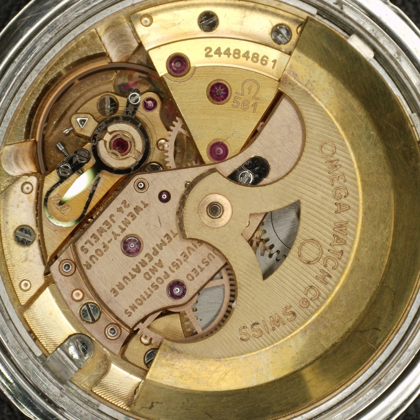 Omega Constellation Chronometer Linen Dial Date 1966 [REF. 168.004]