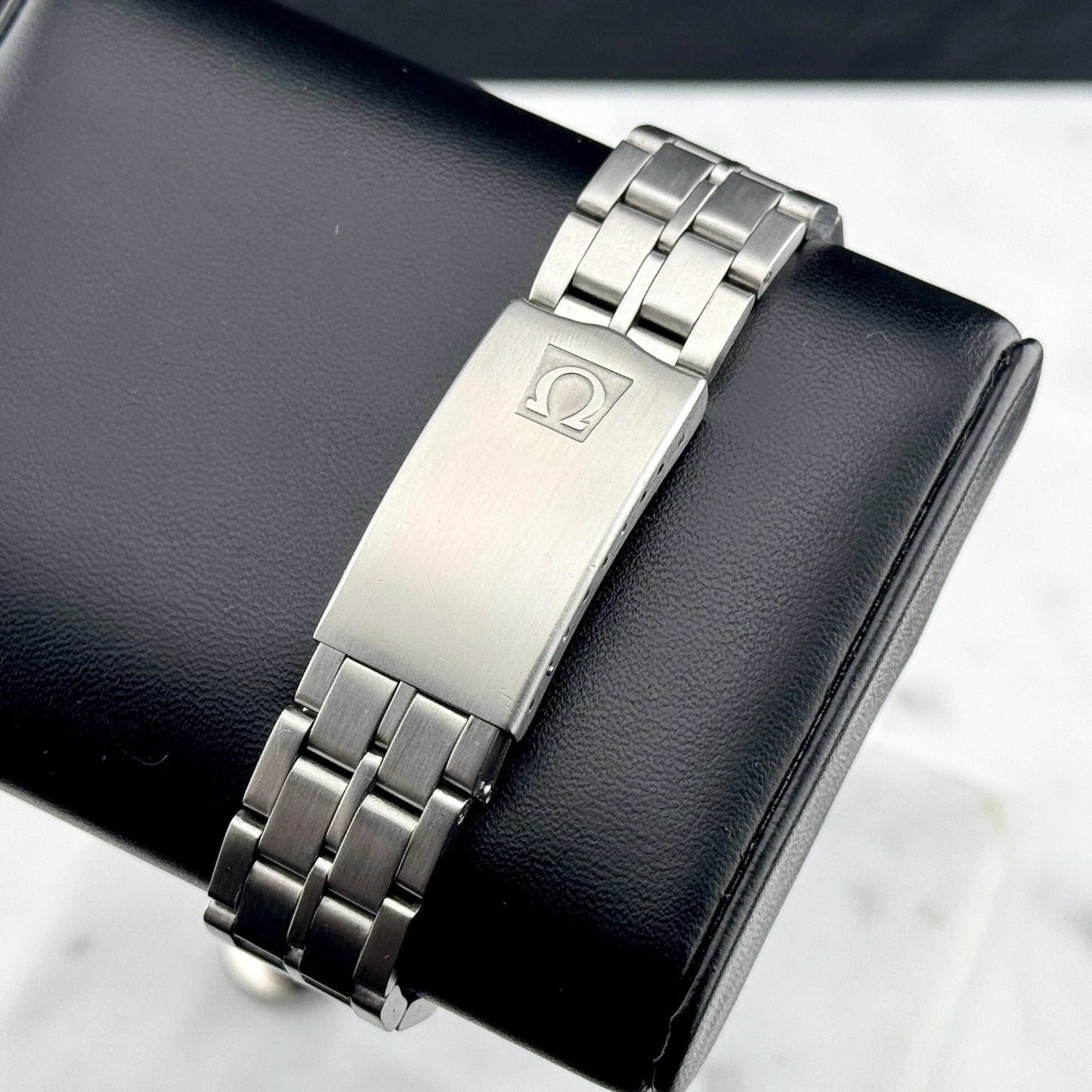 OMEGA Constellation Chronometer Square [REF. 168.047]