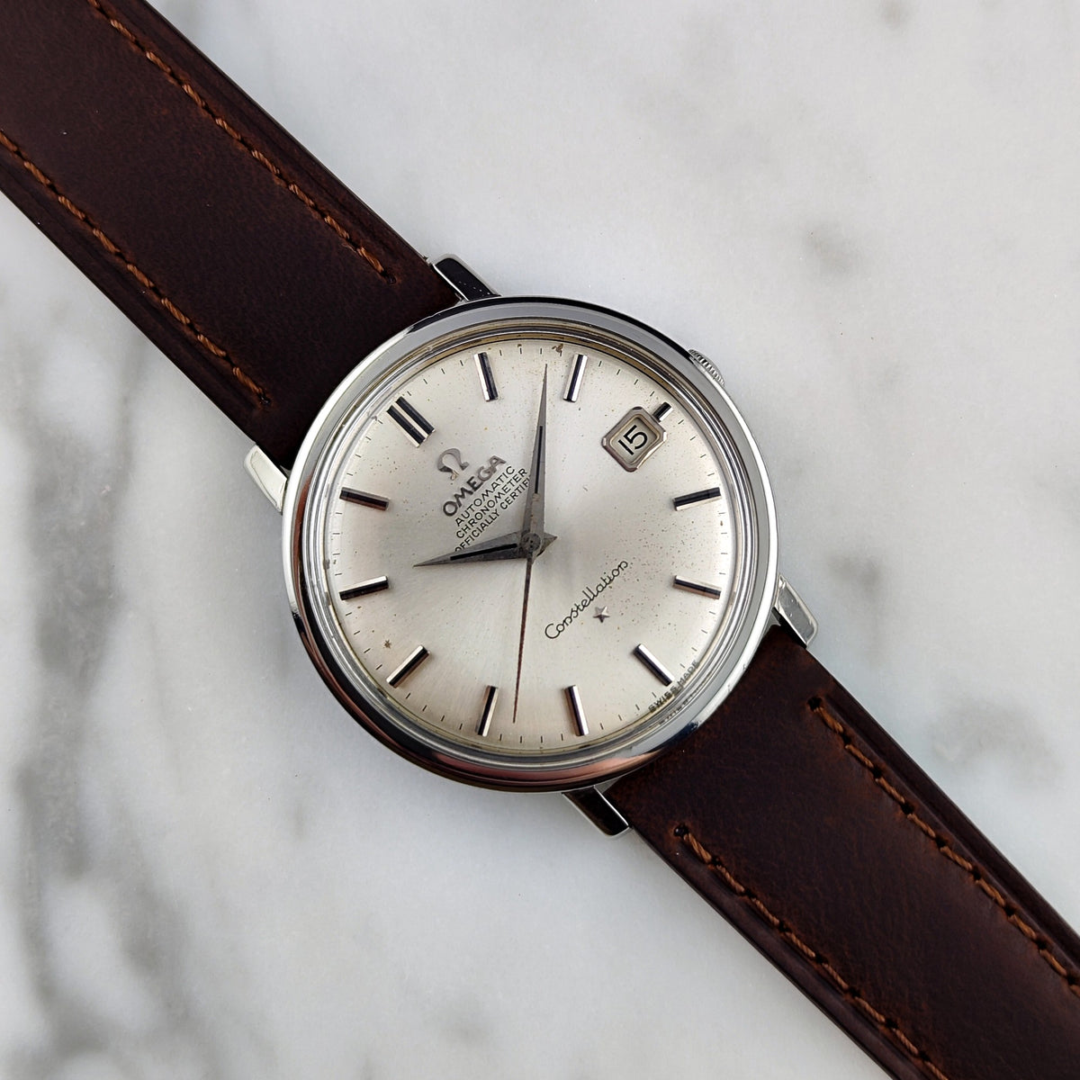 Omega Constellation Chronometer Steel Silver Dial 1966 Serviced 10/2026 – Vorderansicht mit Zifferblatt und Datum