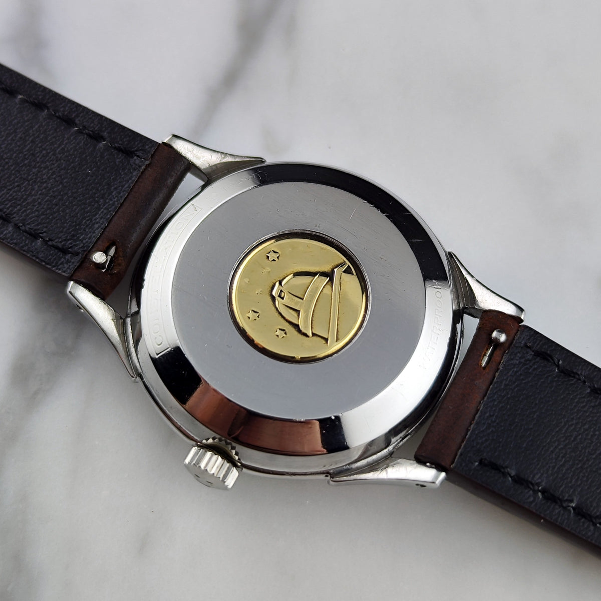Omega Constellation Chronometer White Dial Special Index 1956 with Box – Gehäuseboden mit goldfarbenem Emblem