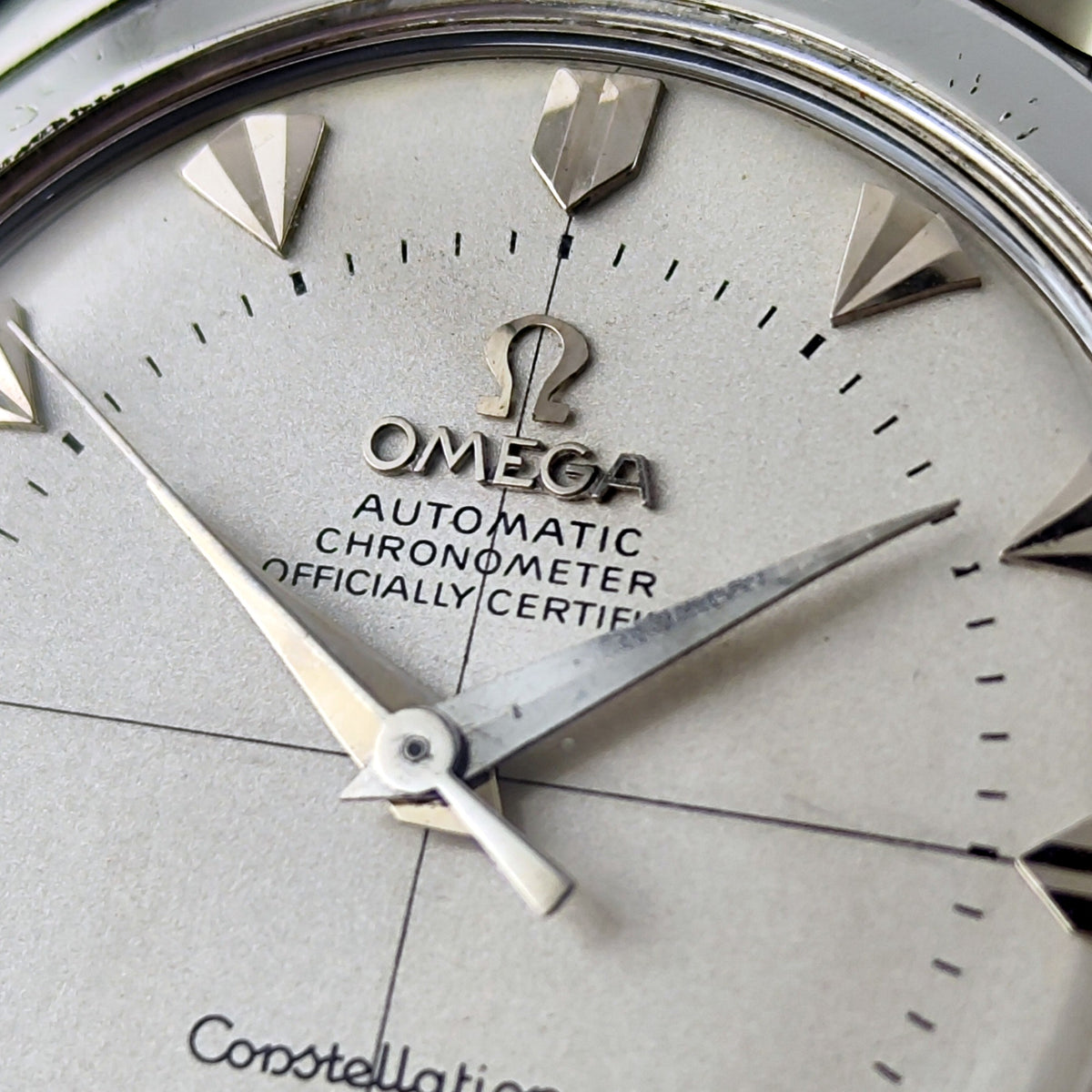 Omega Constellation Chronometer White Dial Special Index 1956 with Box – Zifferblatt in Nahaufnahme