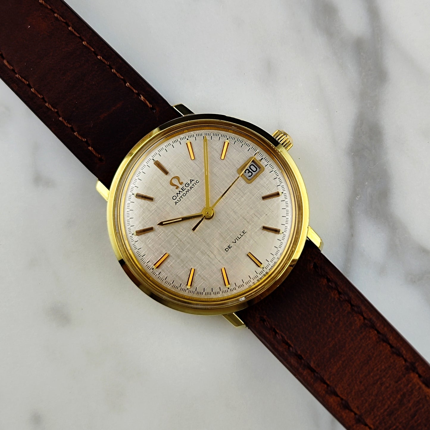 Omega De Ville Automatic Gold Rare White Linen Dial 1970 [REF. 166.033]
